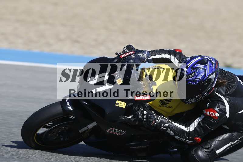 /Archiv-2024/02 29.01.-02.02.2024 Moto Center Thun Jerez/Gruppe schwarz-black/91